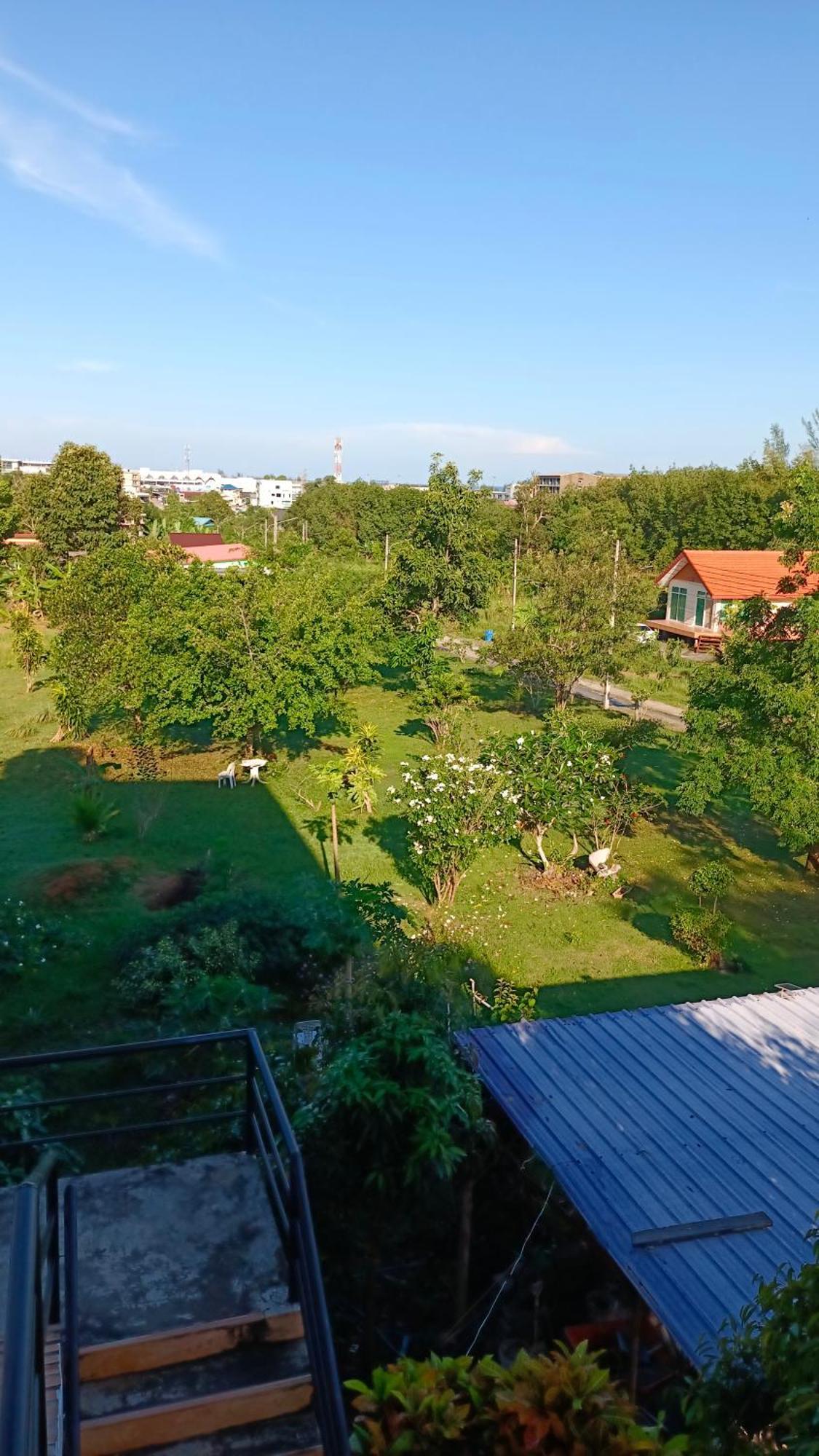 Batikseafood Airport & Room Ban Bo Sai Klang Экстерьер фото